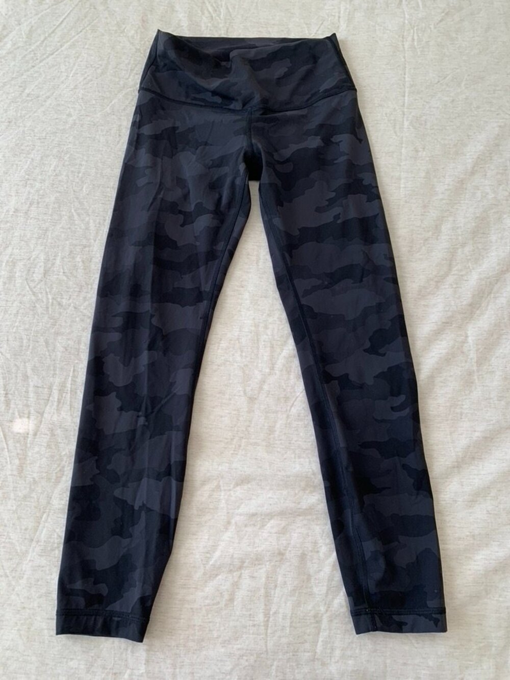 Lululemon Legging Wunder Train High-Rise Tight 23" Size 6